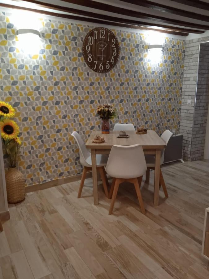 Apartamento Turistico El Empedrado De M&G Colmenar de Oreja Eksteriør billede
